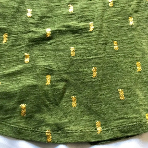 Old Navy tank top - Picture 5 of 5